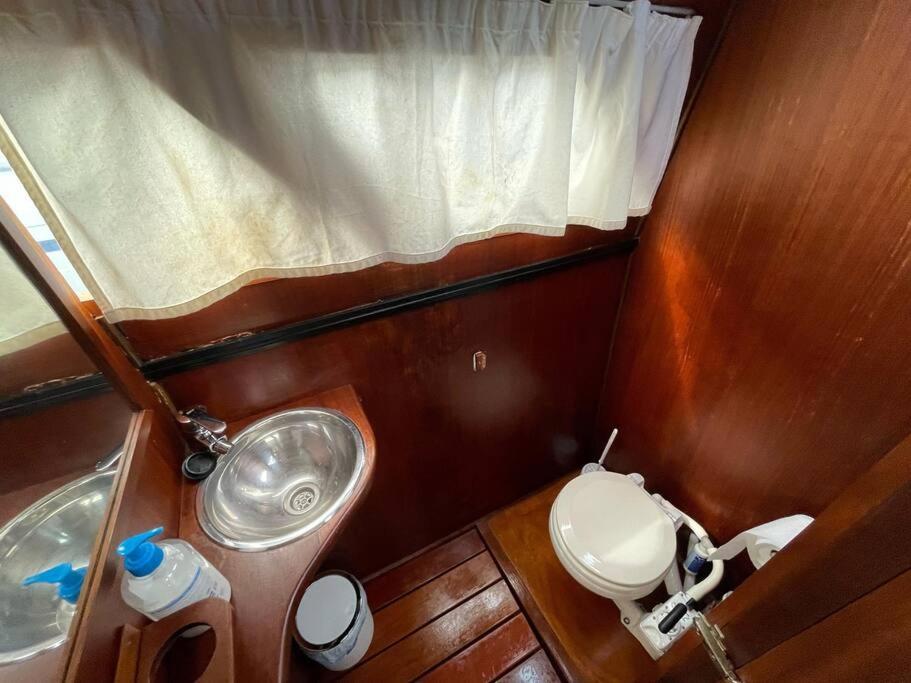 Barco Acogedor - Cosy Boat - Barcelona酒店 外观 照片